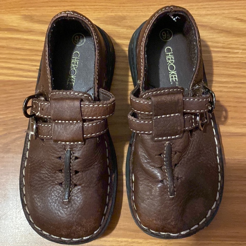 Cherokee Girls Loafer size 9 1/2 (CF)